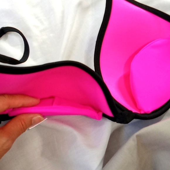 BODY GLOVE  Bikini Top SMALL PETITE Swim Vacation Multi-color PADDED UNDERWIRE - Picture 5 of 7